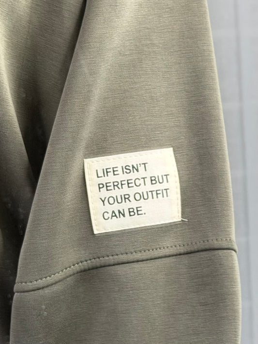 Oversized Butterstoff Pulli in Khaki