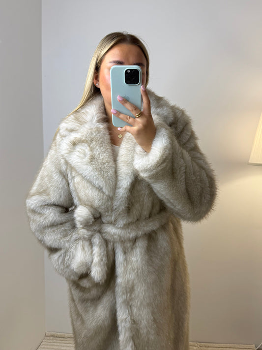 Fellmantel Creme Grau Mittellang