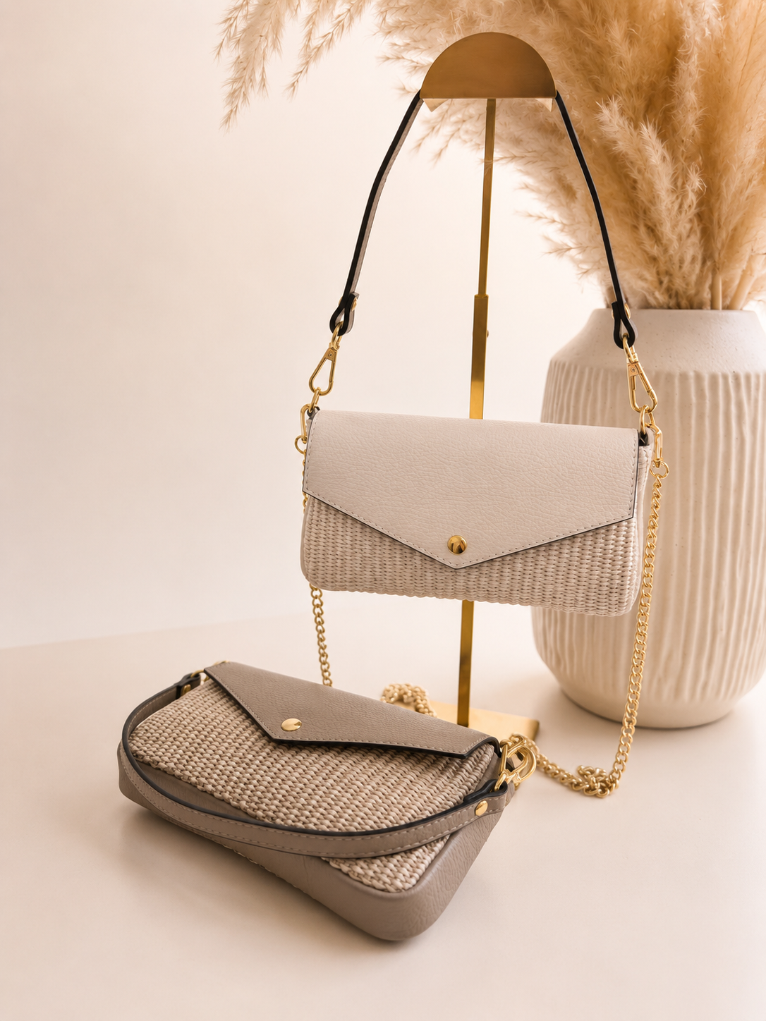 Pochette Lari