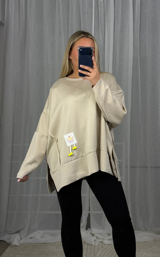 Butterstoff Pullover Oversized in Beige