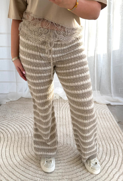 Strickhose in Taupe Creme