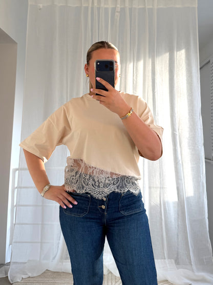 Spitzen Tshirt in Hell Beige