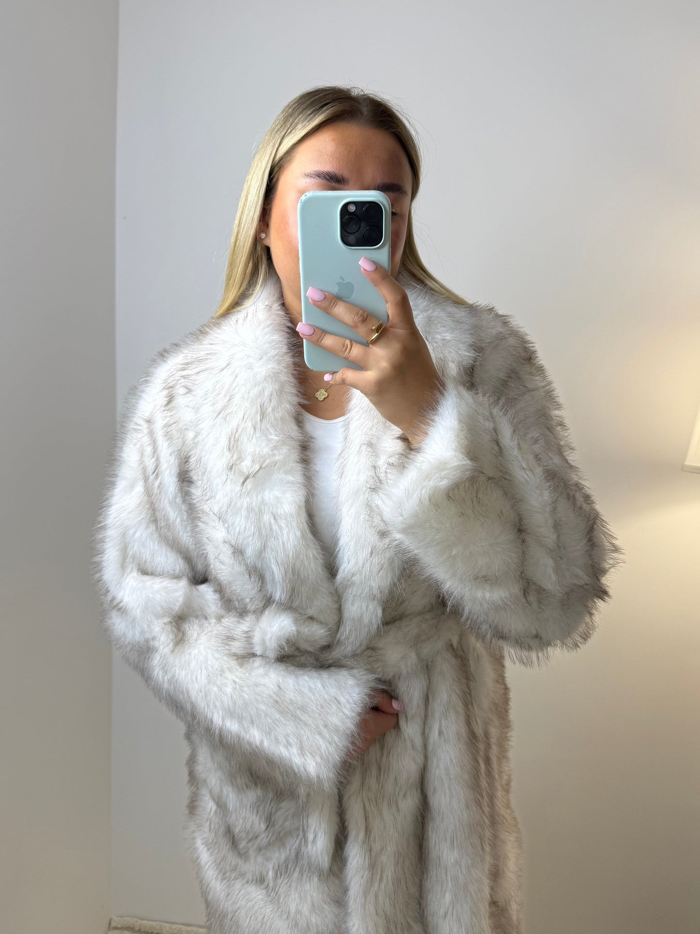 Fellmantel Weiß Lang