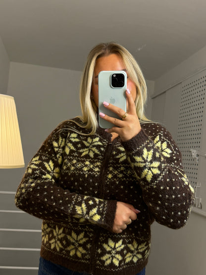 Cardigan Snow in Braun