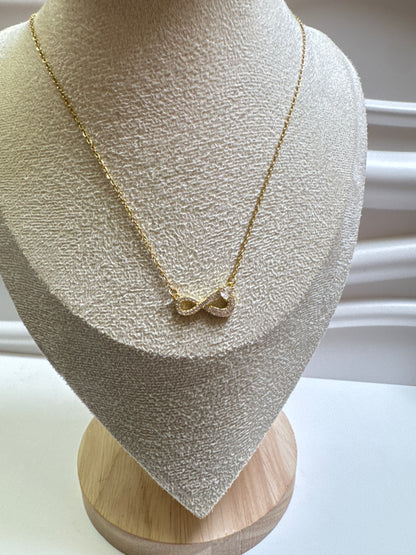 Celesta Kette