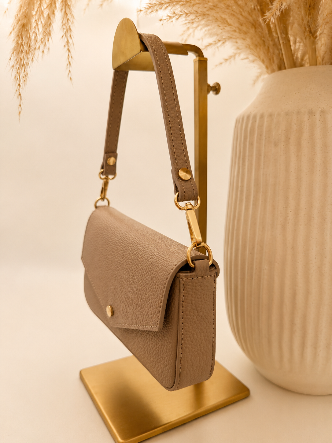 Pochette Lola Versch. Farben
